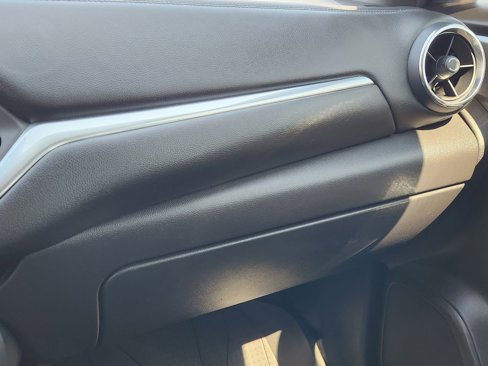 Used 2019 Chevrolet Blazer LT image 22