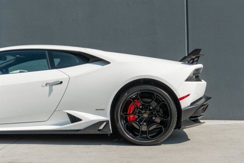 Used 2016 Lamborghini Huracan LP 610-4 image 17