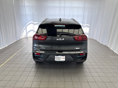 Used 2022 Kia Niro EX w/ Cold Weather Package image 5