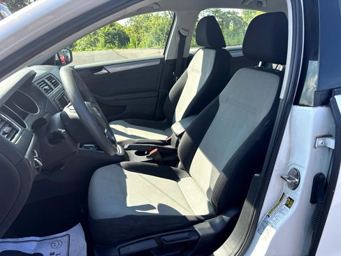 Used 2018 Volkswagen Jetta S image 11