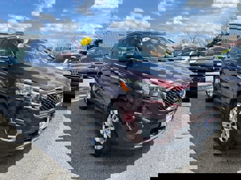 Used 2016 Kia Sorento LX image 3