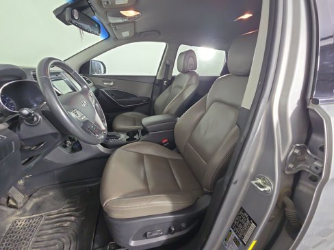 Used 2017 Hyundai Santa Fe Limited image 4