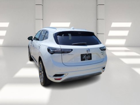 Certified 2021 Buick Envision Avenir w/ Technology Package II image 5