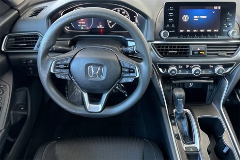 Used 2018 Honda Accord LX image 17