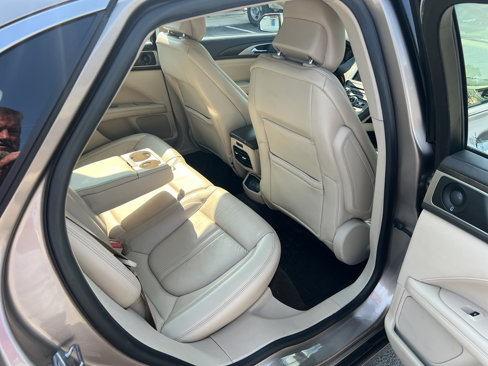 Used 2019 Lincoln MKZ Reserve w/ Reserve Plus Package image 14