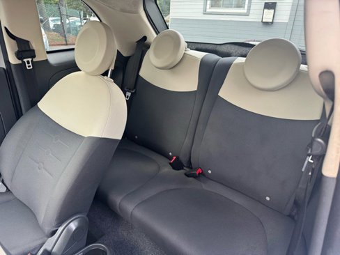 Used 2015 FIAT 500 Pop image 8