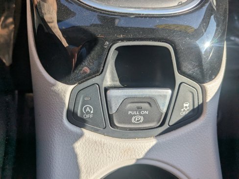 Used 2019 Jeep Compass Limited image 23
