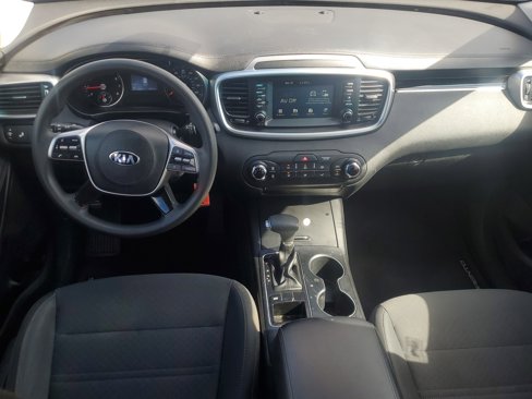 Used 2020 Kia Sorento LX image 15