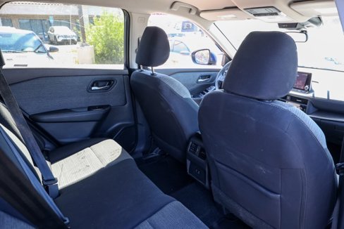 Used 2023 Nissan Rogue SV image 17