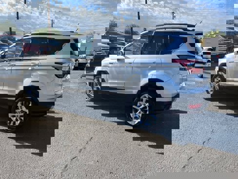 Used 2018 Ford Escape SE w/ SE Sync 3 Package image 8