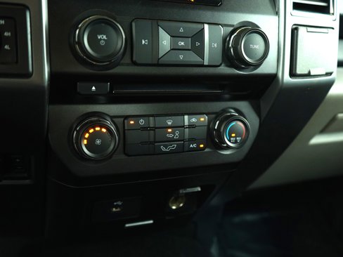 Used 2016 Ford F150 XLT image 20