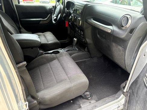 Used 2011 Jeep Wrangler Unlimited Sport image 14
