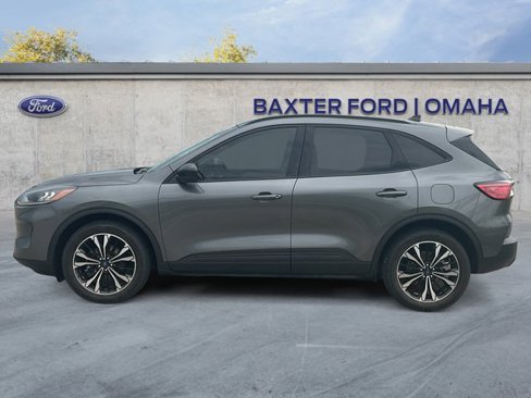 Certified 2022 Ford Escape SE image 2