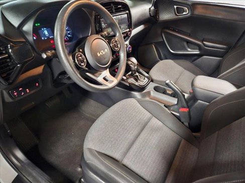 Used 2022 Kia Soul S image 10