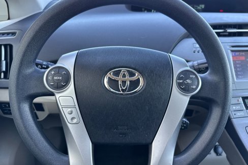 Used 2014 Toyota Prius Two image 15