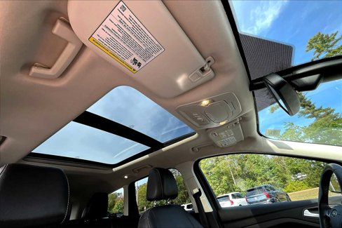 Used 2015 Ford Escape Titanium image 13