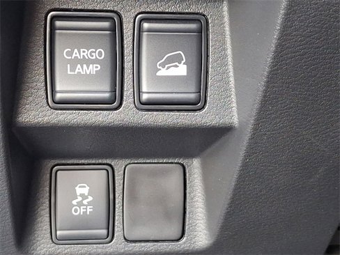 Used 2024 Nissan Frontier SV w/ SV Convenience Package image 28