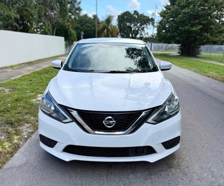 Used 2019 Nissan Sentra S image 5