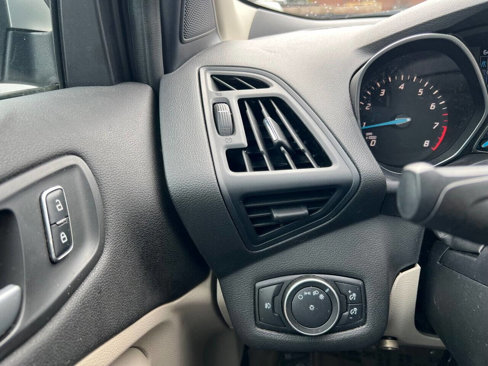 Used 2015 Ford Escape SE w/ Equipment Group 201A image 15
