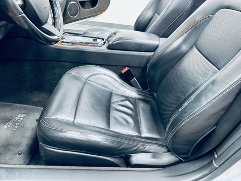 Used 2010 Jaguar XKR R image 35