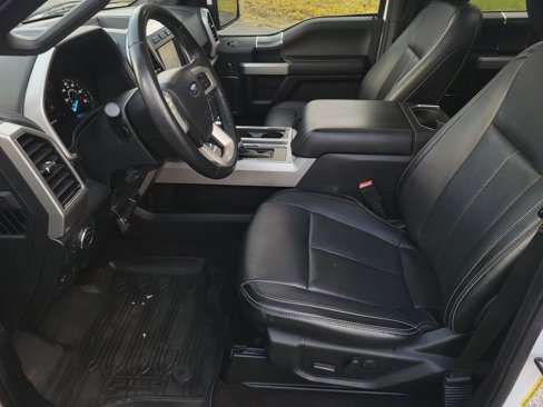 Used 2020 Ford F150 Lariat image 13