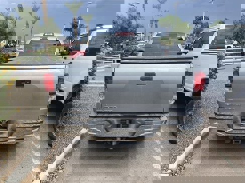 Used 2013 Toyota Tundra 2WD Double Cab image 3