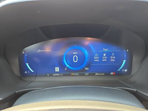 Used 2021 Ford Escape Titanium image 21