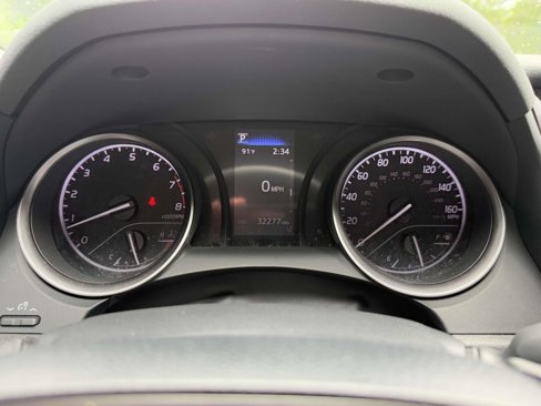 Used 2024 Toyota Camry SE image 28