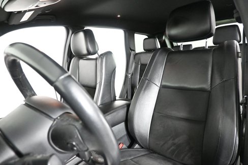 Used 2019 Jeep Grand Cherokee Laredo w/ Laredo X Package image 5