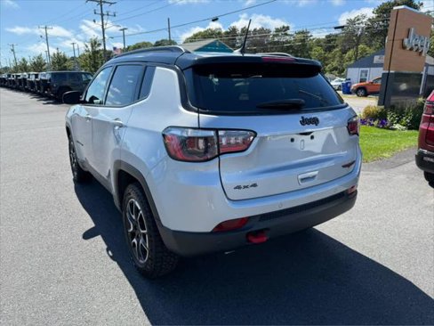 Certified 2024 Jeep Compass Trailhawk image 6