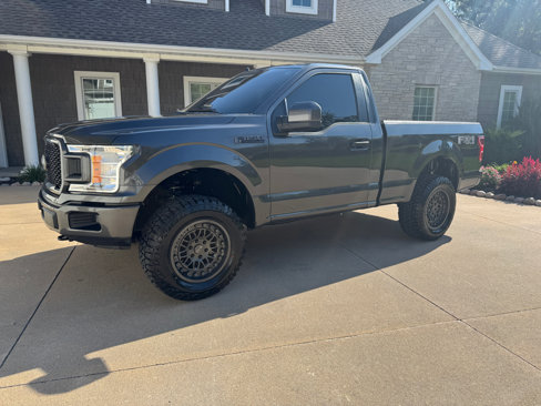 Used 2020 Ford F150 XL w/ Equipment Group 101A Mid image 2