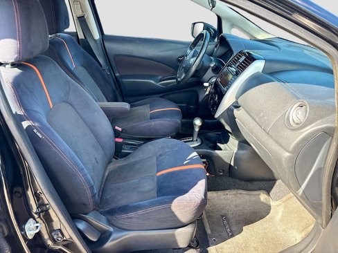 Used 2015 Nissan Versa Note SR image 25