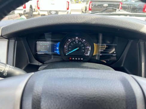 Used 2016 Ford Expedition Limited image 40