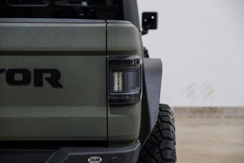 Used 2021 Jeep Gladiator Sport image 31