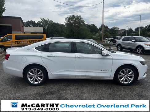 Used 2017 Chevrolet Impala LT image 2