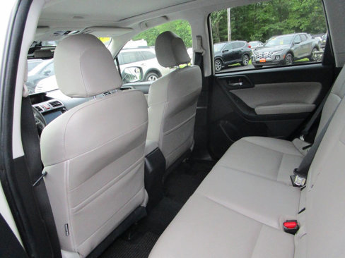 Used 2016 Subaru Forester 2.5i Limited image 10