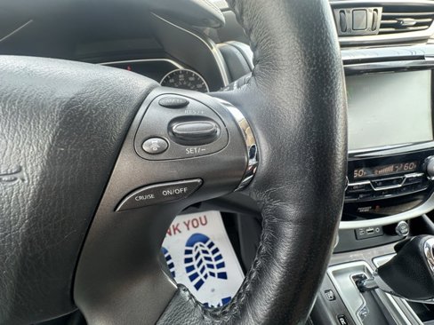 Used 2019 Nissan Murano Platinum image 11