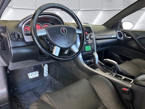 Used 2004 Pontiac GTO image 17