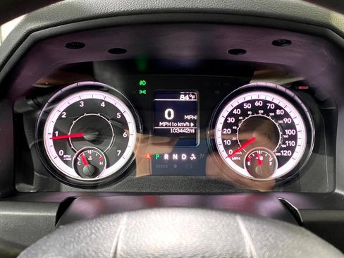 Used 2018 RAM 1500 Express image 9