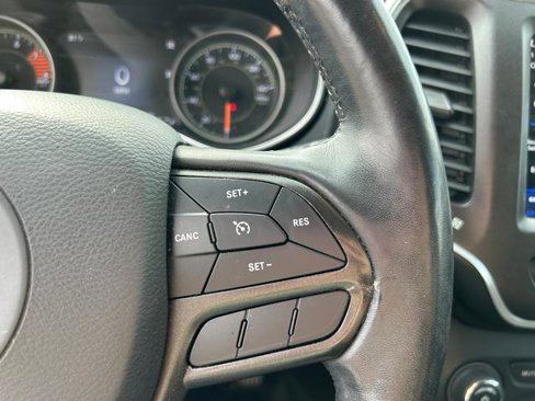 Certified 2020 Jeep Cherokee Trailhawk w/ Cold Weather Group image 15