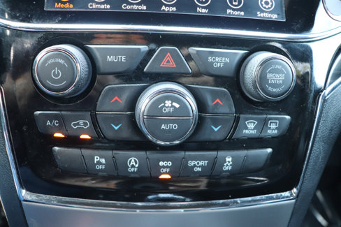 Used 2020 Jeep Grand Cherokee Limited w/ Luxury Group II image 36
