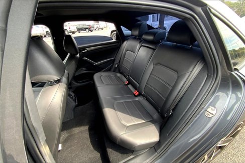 Used 2021 Volkswagen Passat 2.0T R-Line image 27