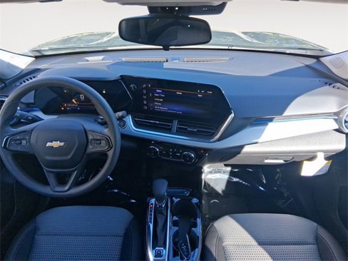 New 2026 Chevrolet Trax LT image 11