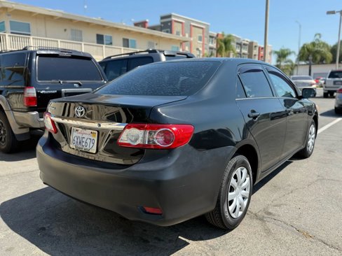 Used 2013 Toyota Corolla LE Special Edition image 5