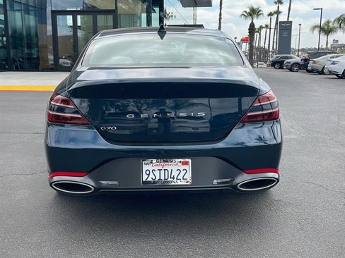 Used 2025 Genesis G70 2.5T image 9