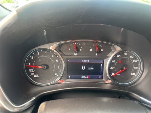 Used 2024 Chevrolet Equinox LT image 10