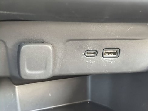 Used 2025 Chevrolet Trax LS image 20