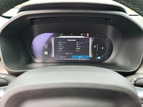 New 2025 Volvo XC40 B5 Core w/ Climate Package image 34