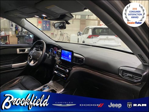 Used 2022 Ford Explorer Limited w/ Equipment Group 301A image 32