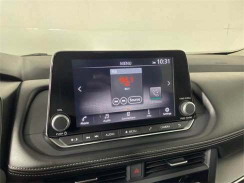 Used 2024 Nissan Rogue SV image 7